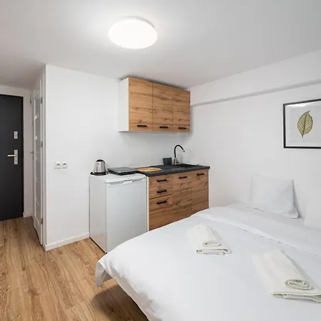 Apartment Pole Mokotowskie Comfort By Bookinghost *